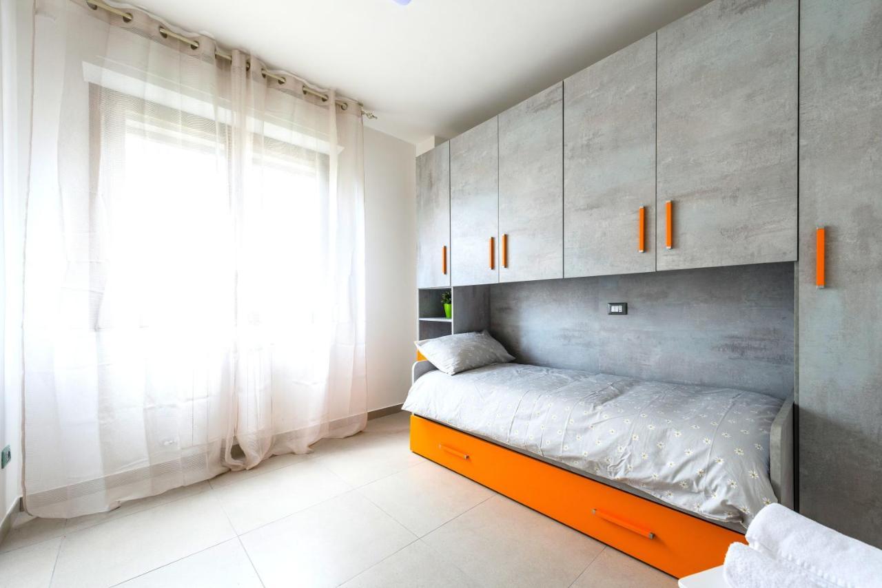 Hostly - Cisanello Suite Apartment - Light And Colors Pisa Bagian luar foto