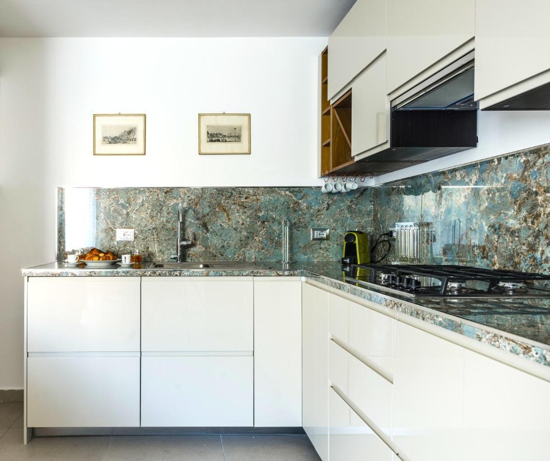 Hostly - Cisanello Suite Apartment - Light And Colors Pisa Bagian luar foto
